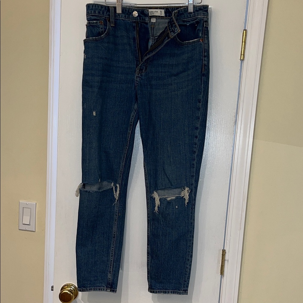 Abercrombie & Fitch Women's Dark Blue Distressed Skinny Jeans